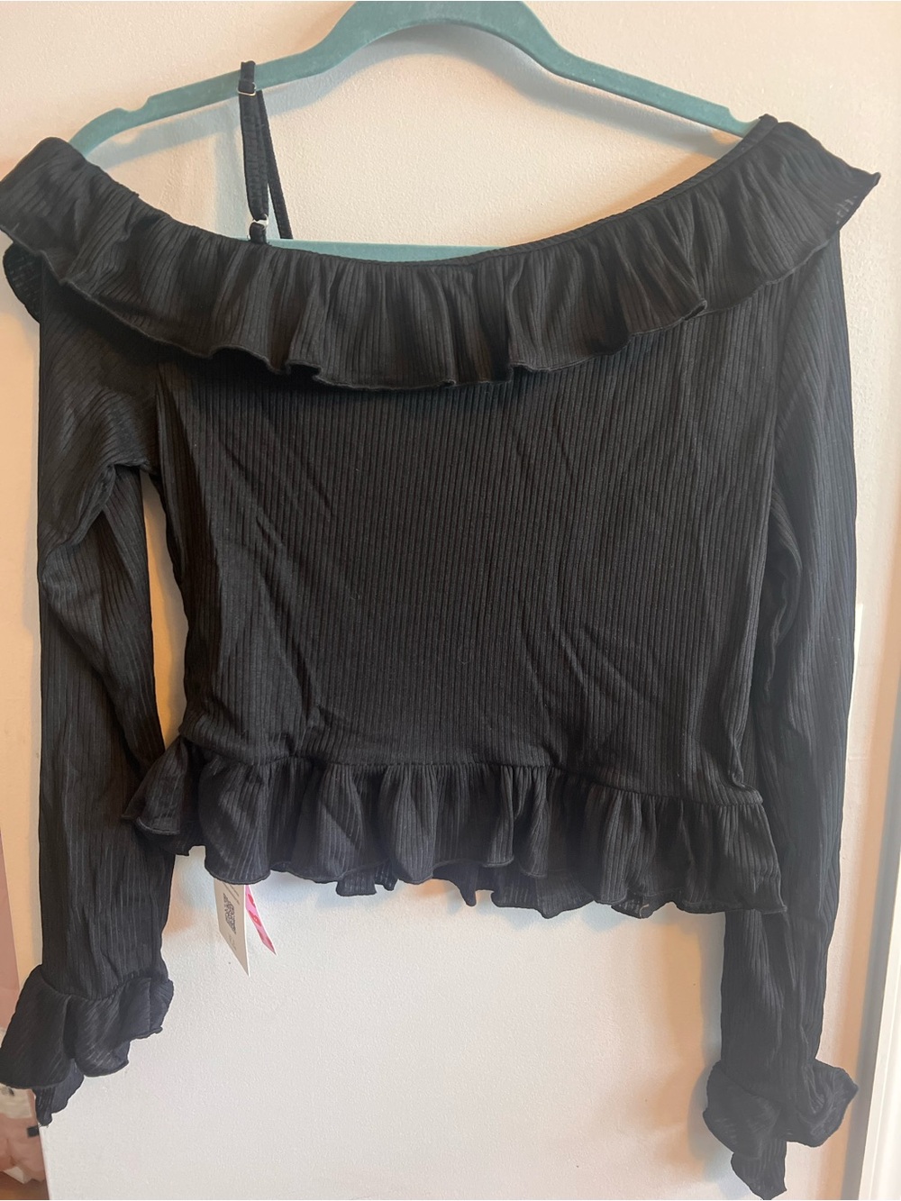 Cider Black Ruffled Off-Shoulder Blouse - Picture 3 of 5